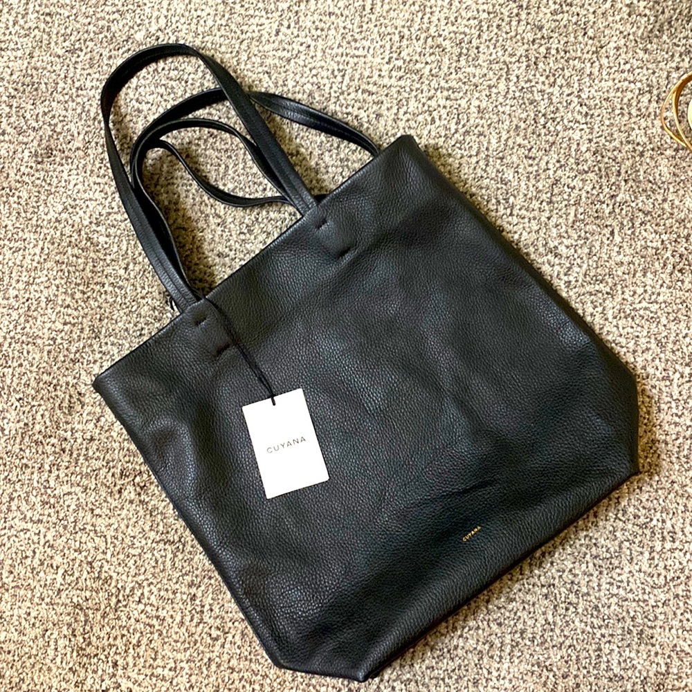Cuyana Tall easy tote with 2 size handles black leather NWT